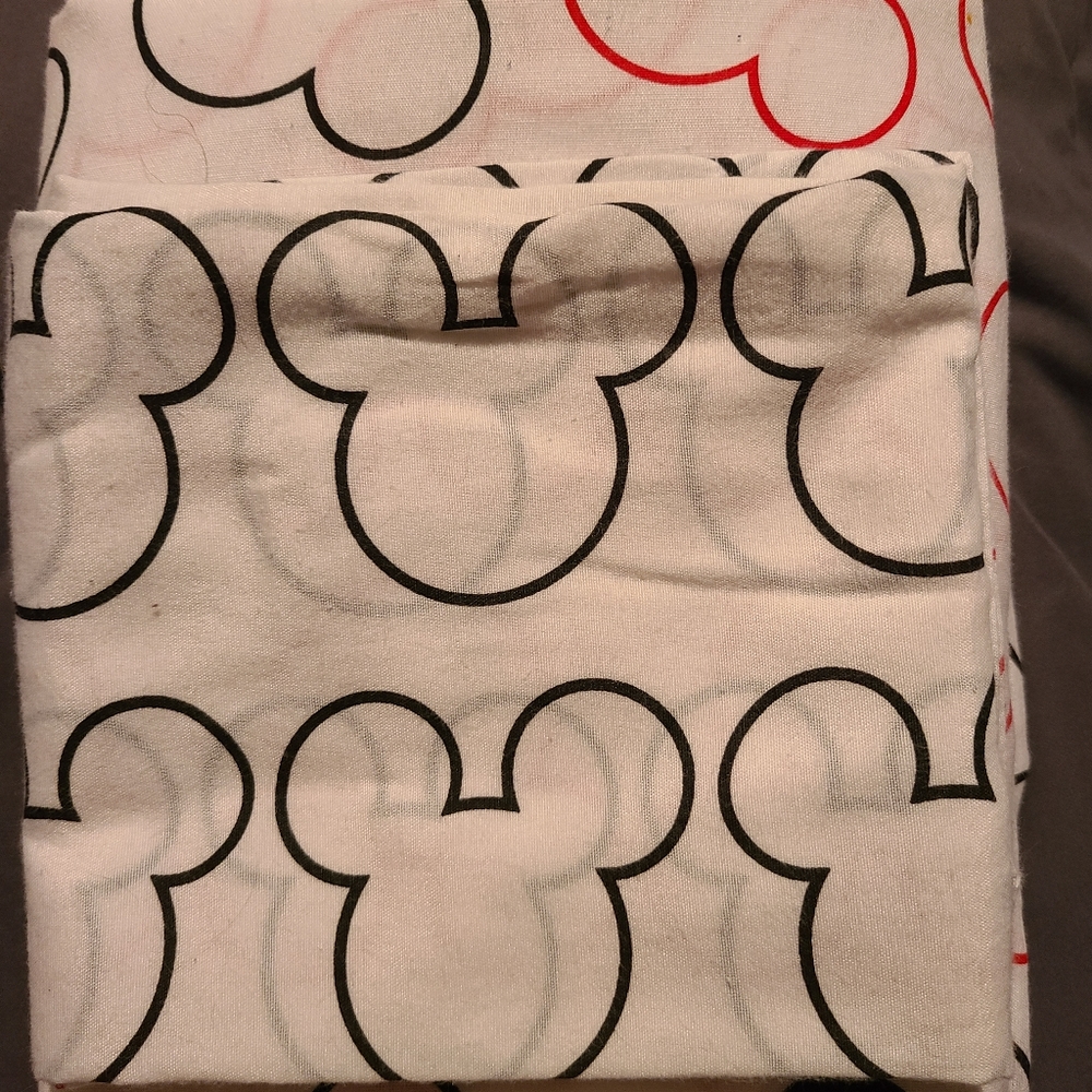 Mickey Mouse sheet set